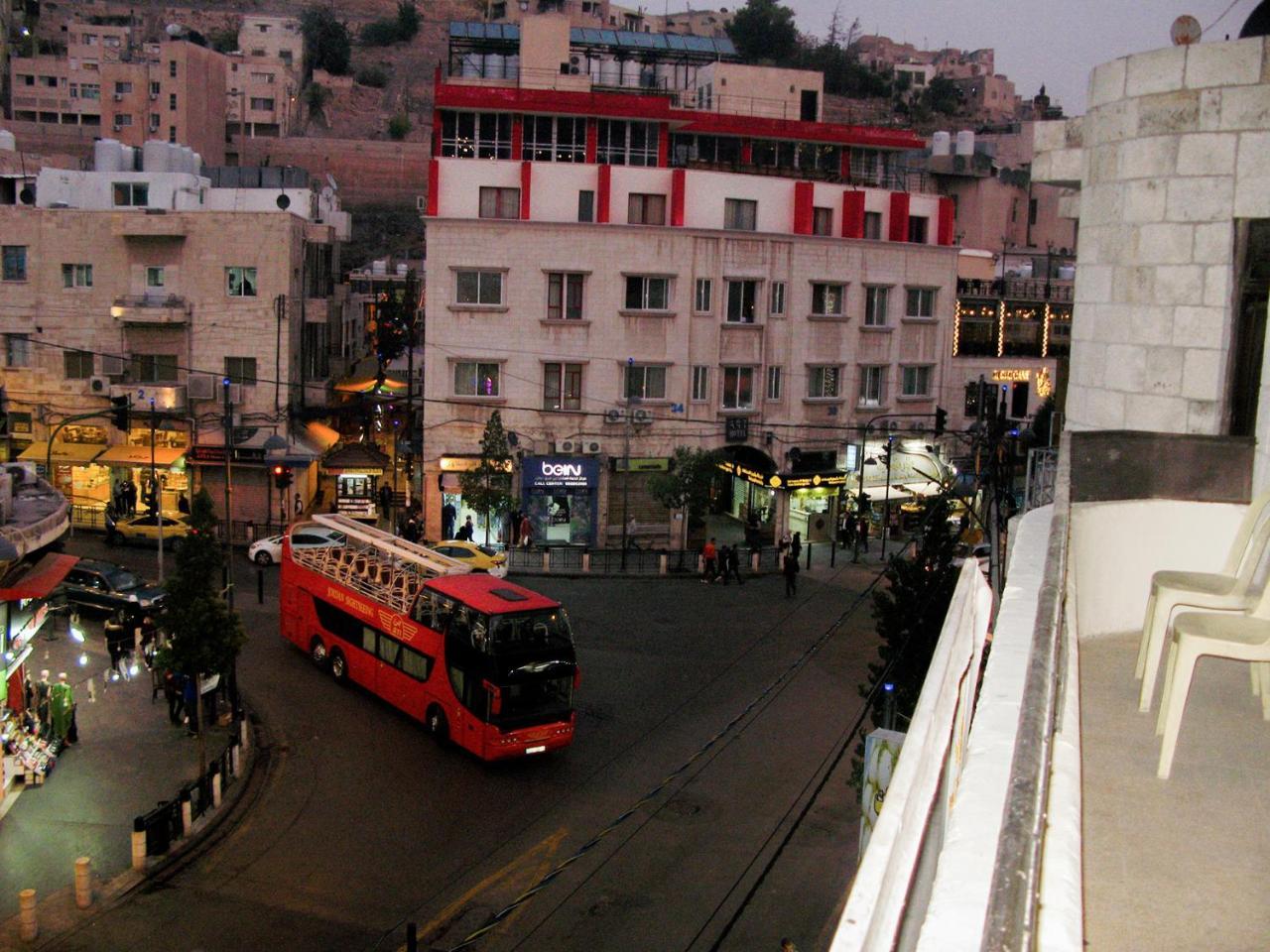 Cliff Hostel Amman Buitenkant foto